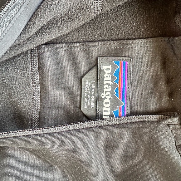 Patagonia Black Full-Zip Jacket - Picture 4 of 5